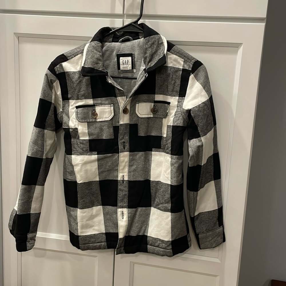 Gap kids jacket, size L. Lines. Tags off but never worn.